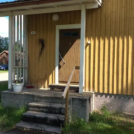 Jaenisjoen Tuvat Hostel Uusikyla