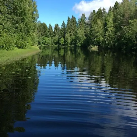 Jaenisjoen Tuvat
